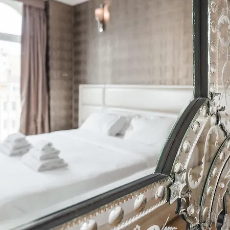 Penthouse - Private 4*