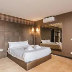 Penthouse - Private 4*
