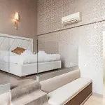 Penthouse - Private