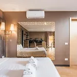 Penthouse - Private