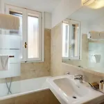 Maison d'hôtes Penthouse - Private 4*