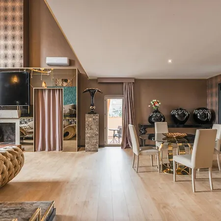 Penthouse - Private Ρώμη