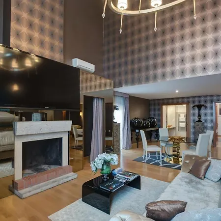 Penthouse - Private 3* Rome