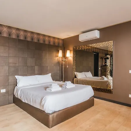 Penthouse - Private 4*